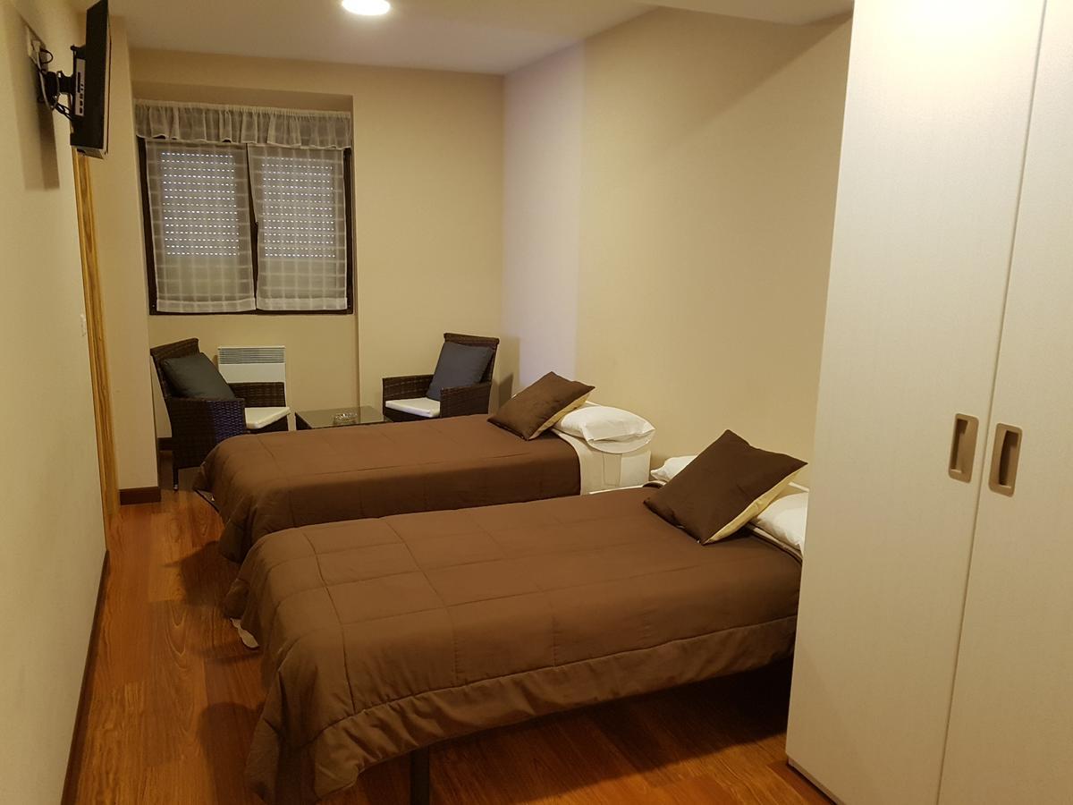 Pension Arenal 산비센테데라바케라 외부 사진